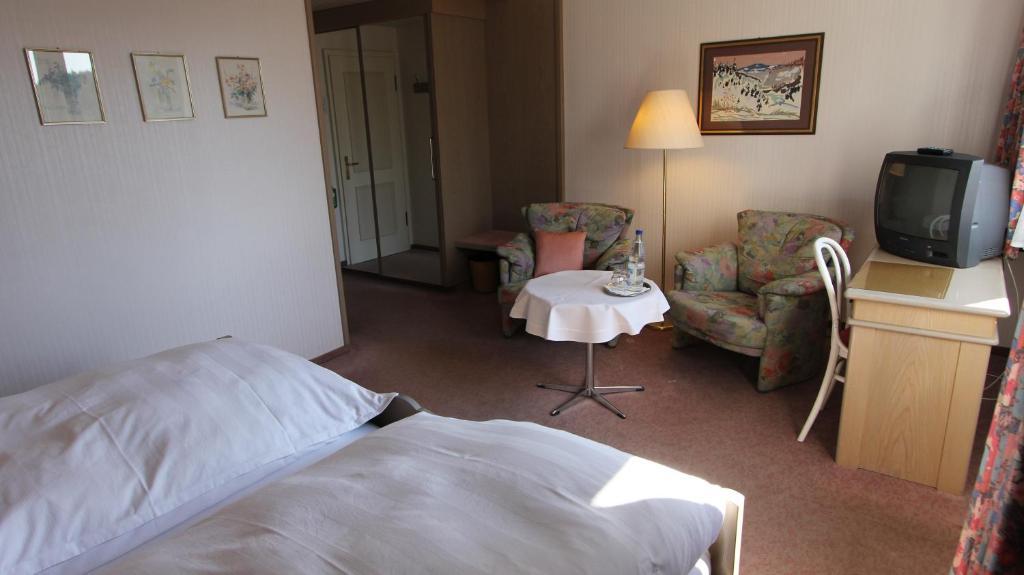 Hotel Gasthaus Troester Schmallenberg Room photo